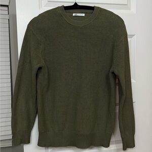 Zara Men’s Green Sweater